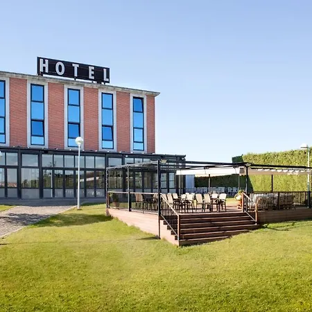 Azz Montalvo Hotel 4*