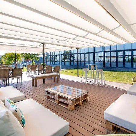 Hotel Azz Montalvo 4*