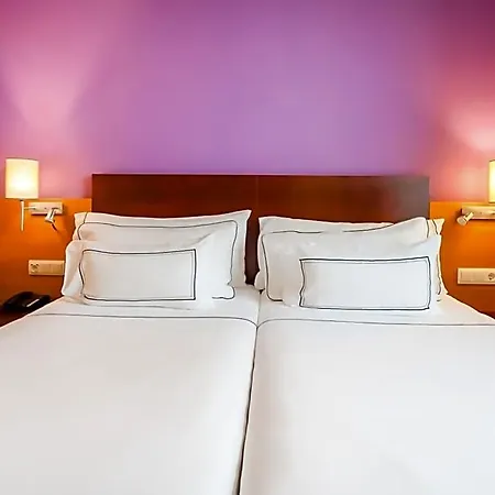 Hotel Azz Montalvo