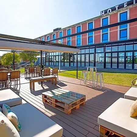 Azz Montalvo Hotel 4*