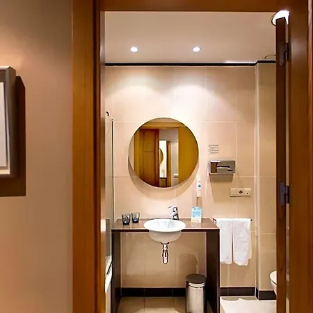 Azz Montalvo Hotel 4*