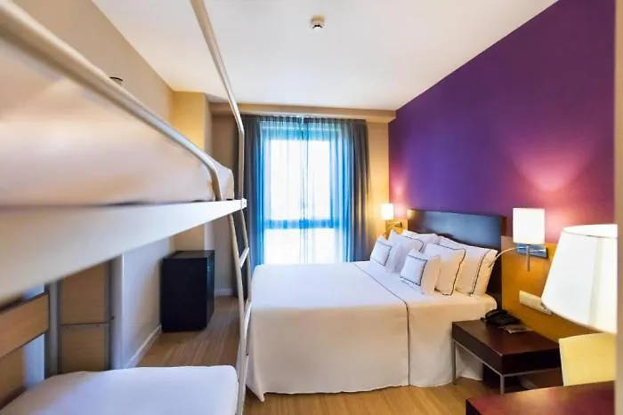 Hotel Azz Montalvo 4*